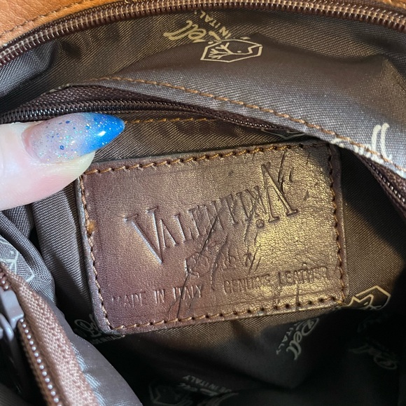 Valentina Leather Bag in Tan - Picture 5 of 7